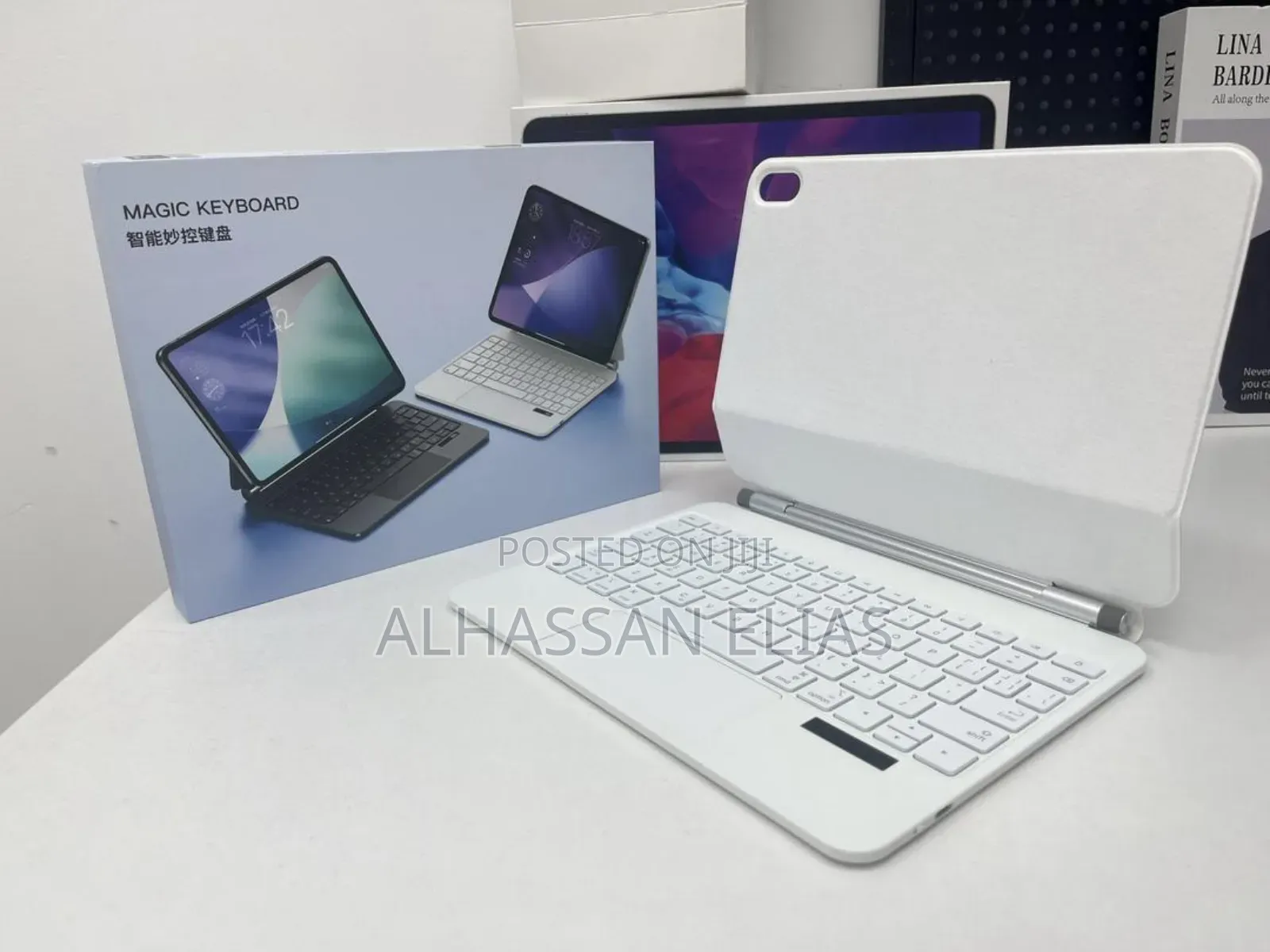 iPad 11th A16 And Apple iPad 10th Generation Magic Keyboard (White)