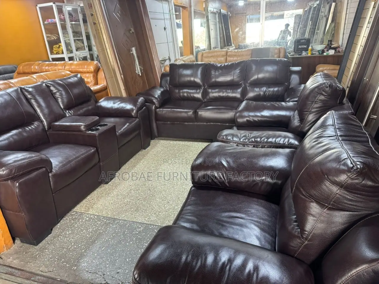Quality And Luxurious Imported Sofa Set (Delivery Before Payment )