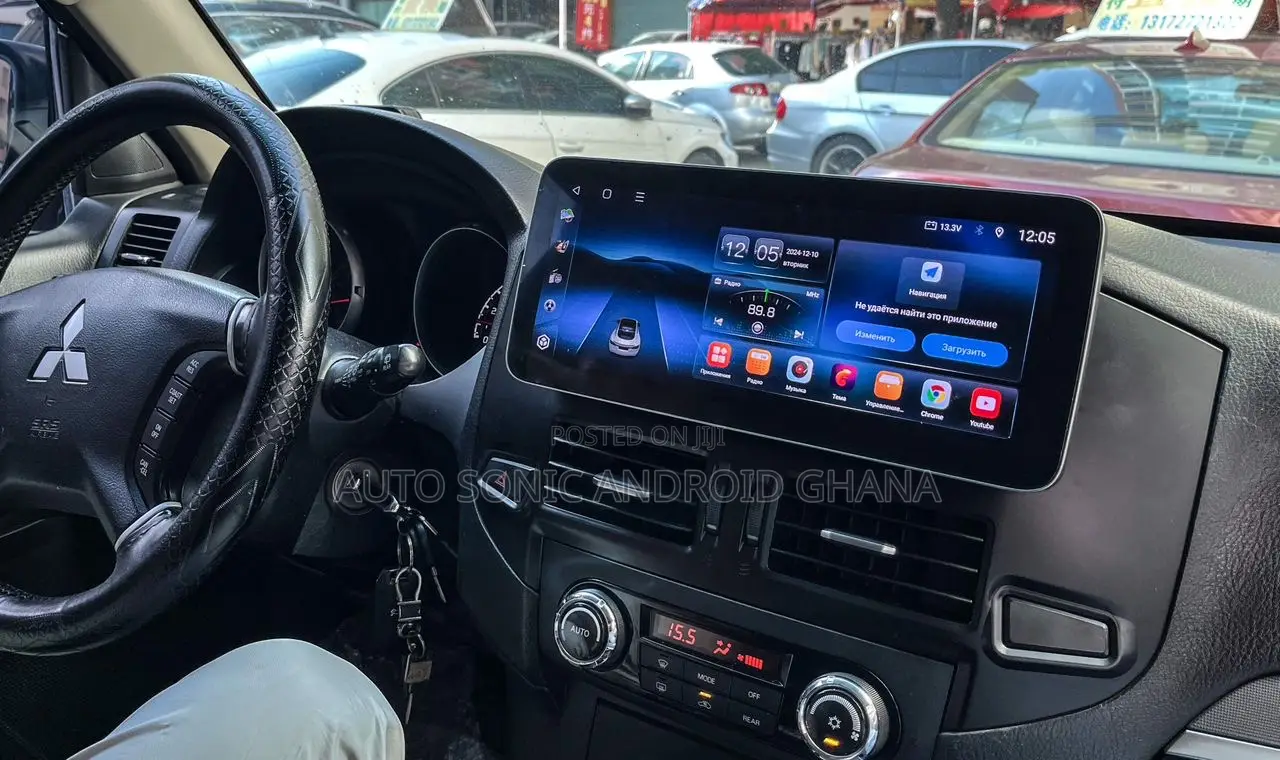 Mitsubishi Pajero 2012 12.5” Android Upgrade
