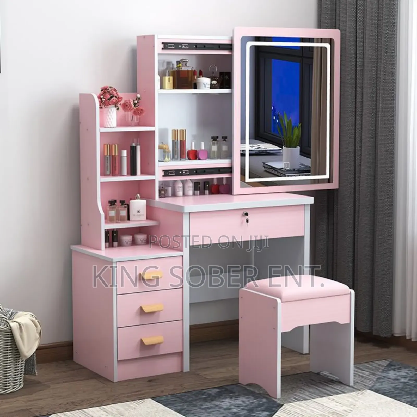 Vanety Dressing Mirror With Led Light