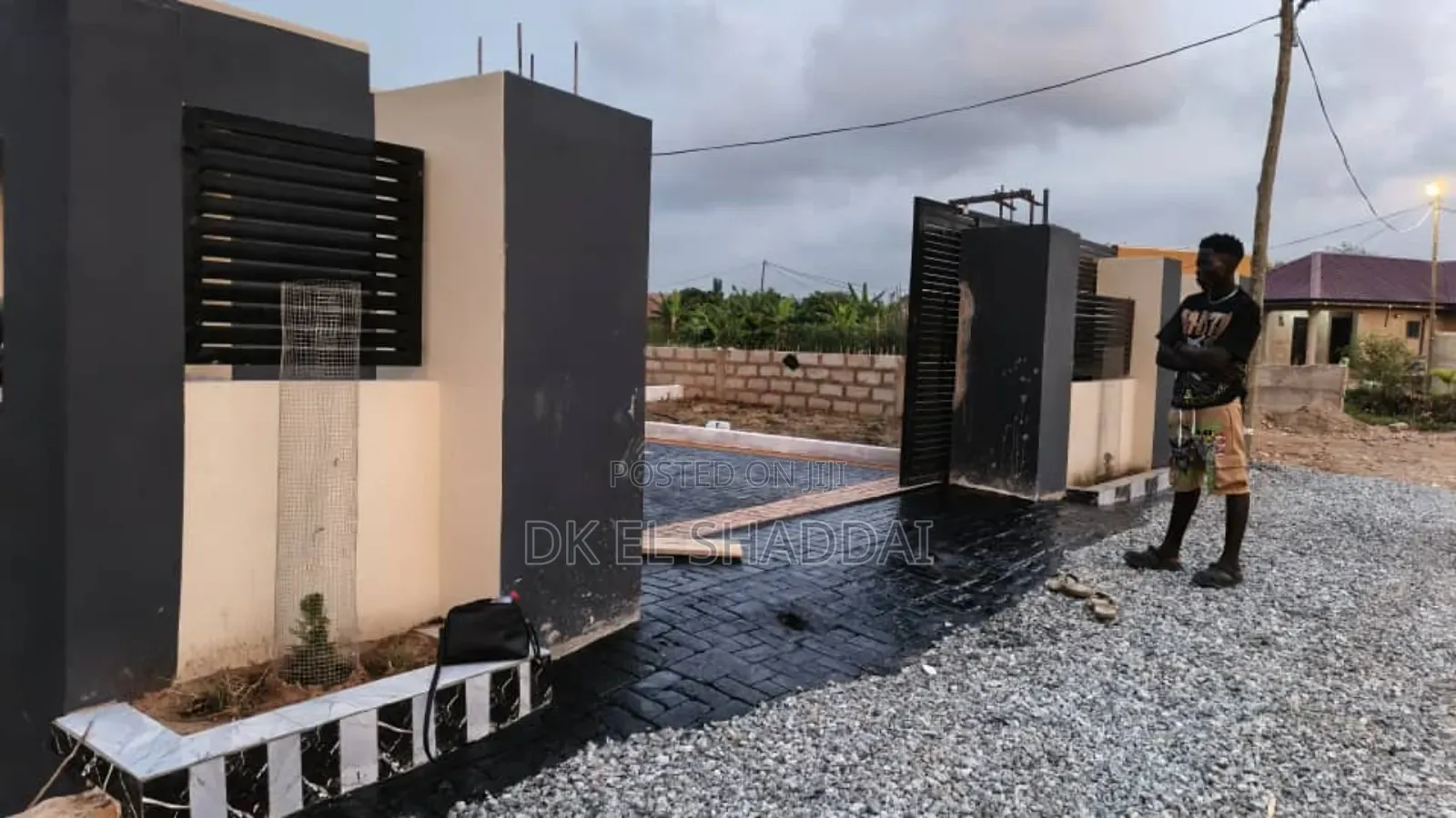 3bdrm House in Pokuase for sale