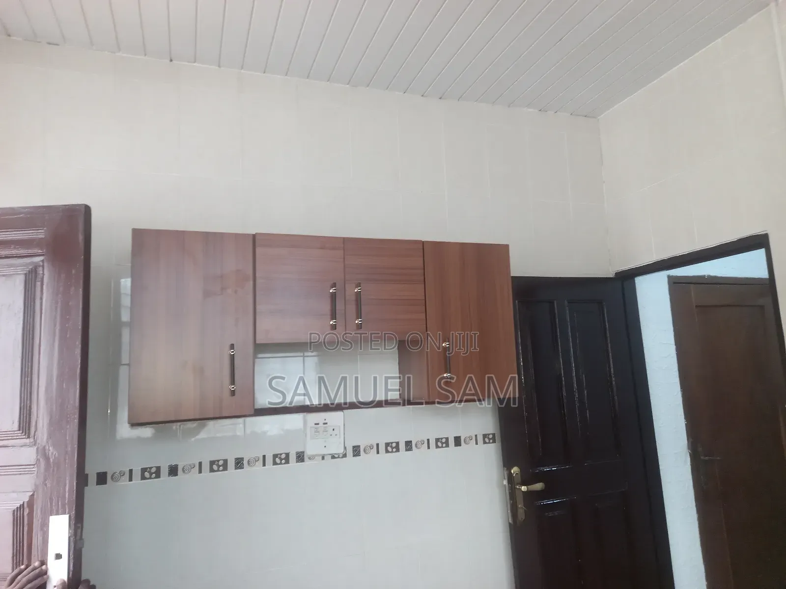 7bdrm House in Tema Community 12 for rent