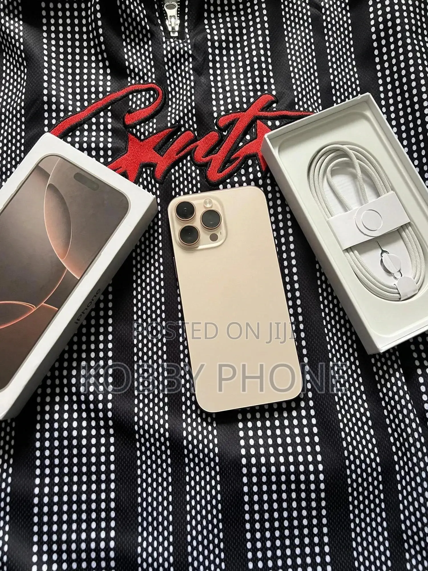 Apple iPhone 16 Pro Max 256 GB Gold