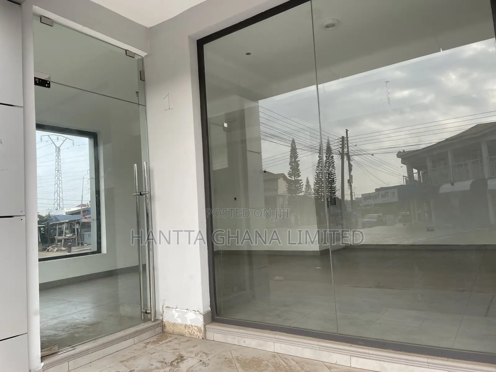 Shop for Rent at Dzorwulu
