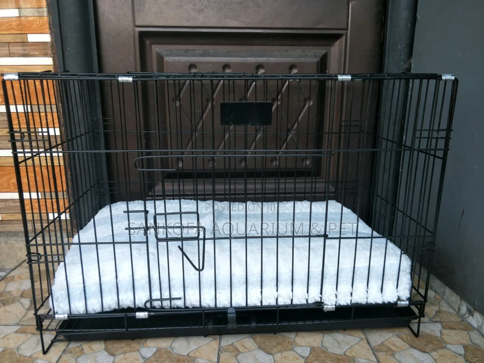 Strong Foldable Metallic Dog Cage