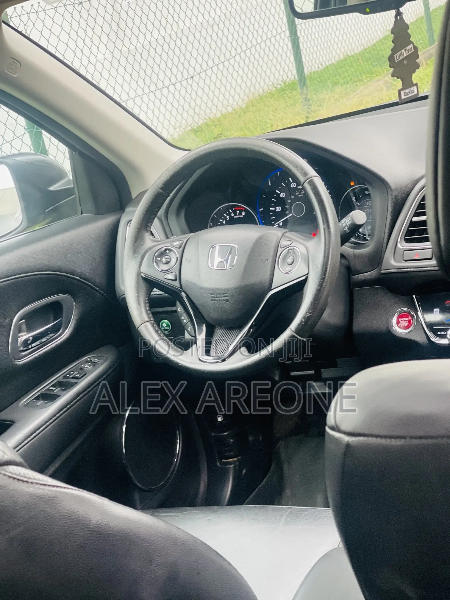 Honda HR-V 4dr SUV (1.5L 4cyl CVT) 2016 Gray