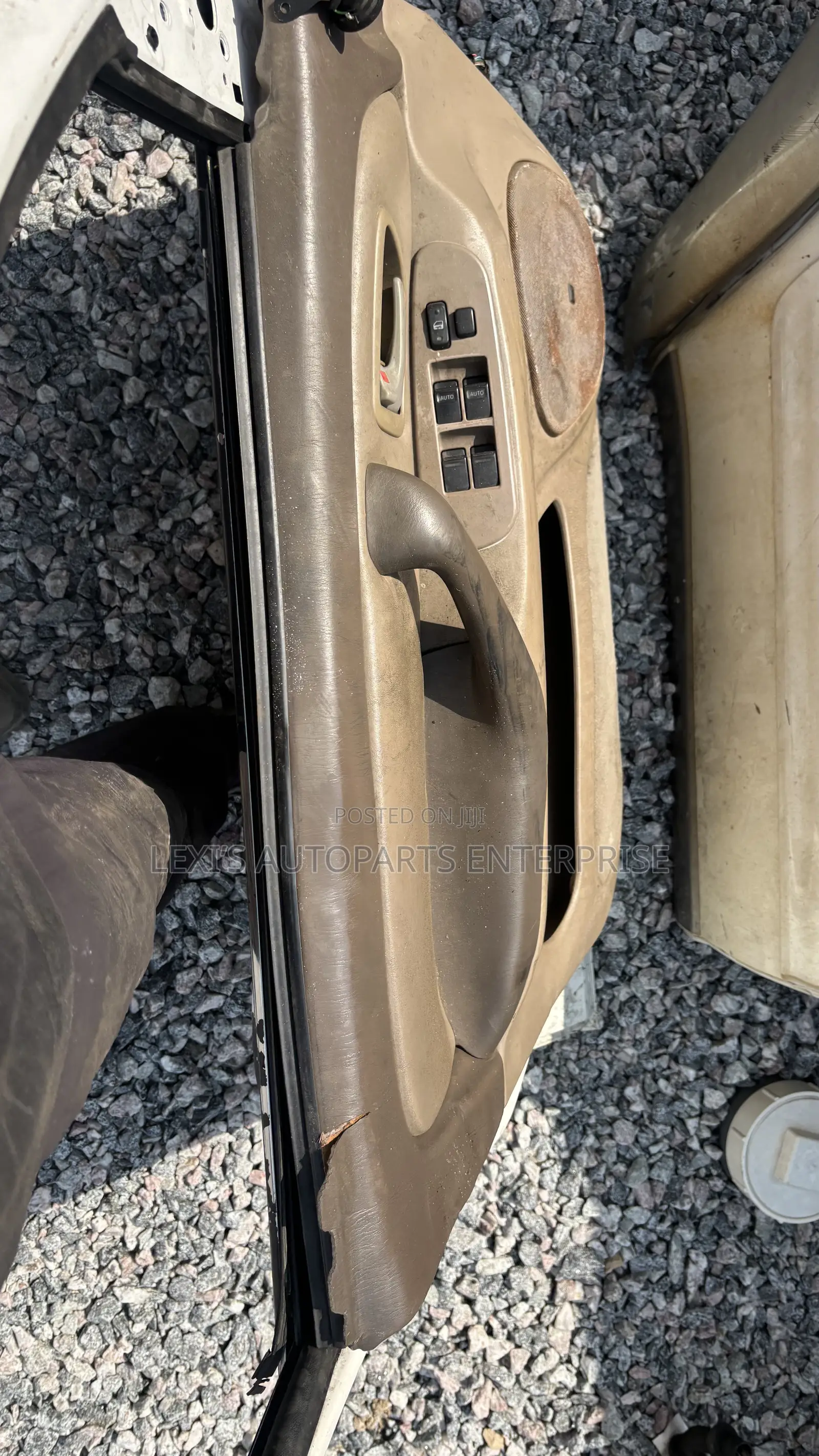 Toyota Sequoia 2002,2003,2004,2006,2007 Doors Set Available