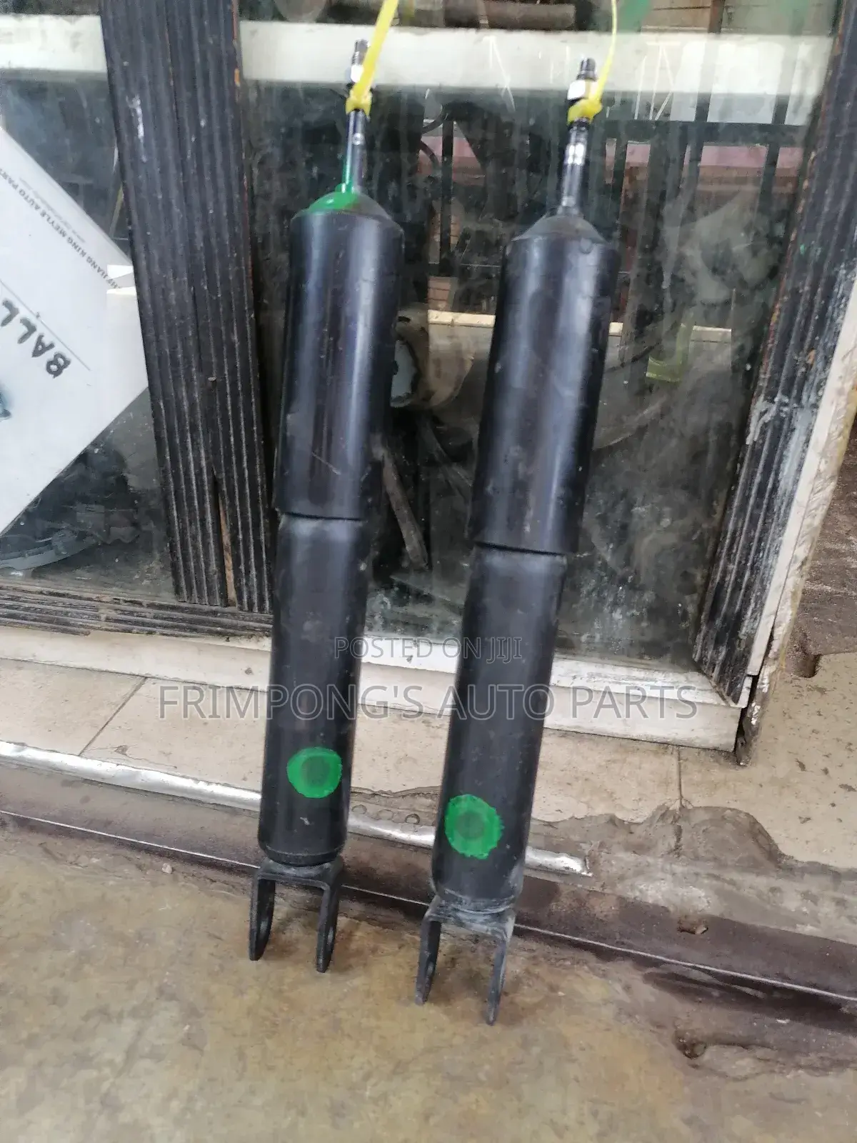 Hummer 3 Front Shocks Absorbers