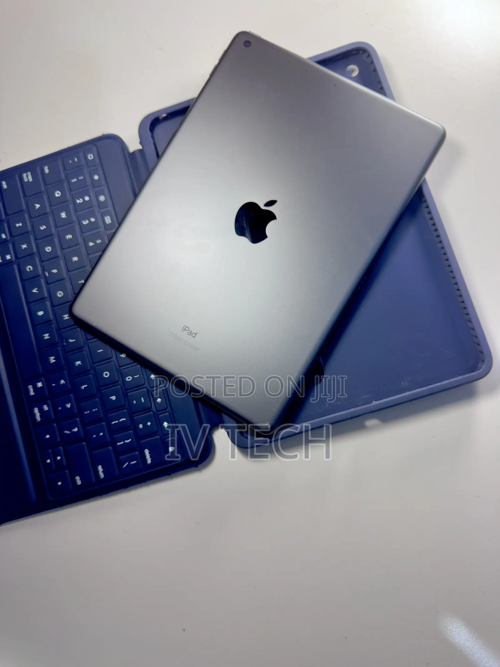 Apple iPad 10.2 (2021) 64 GB Silver
