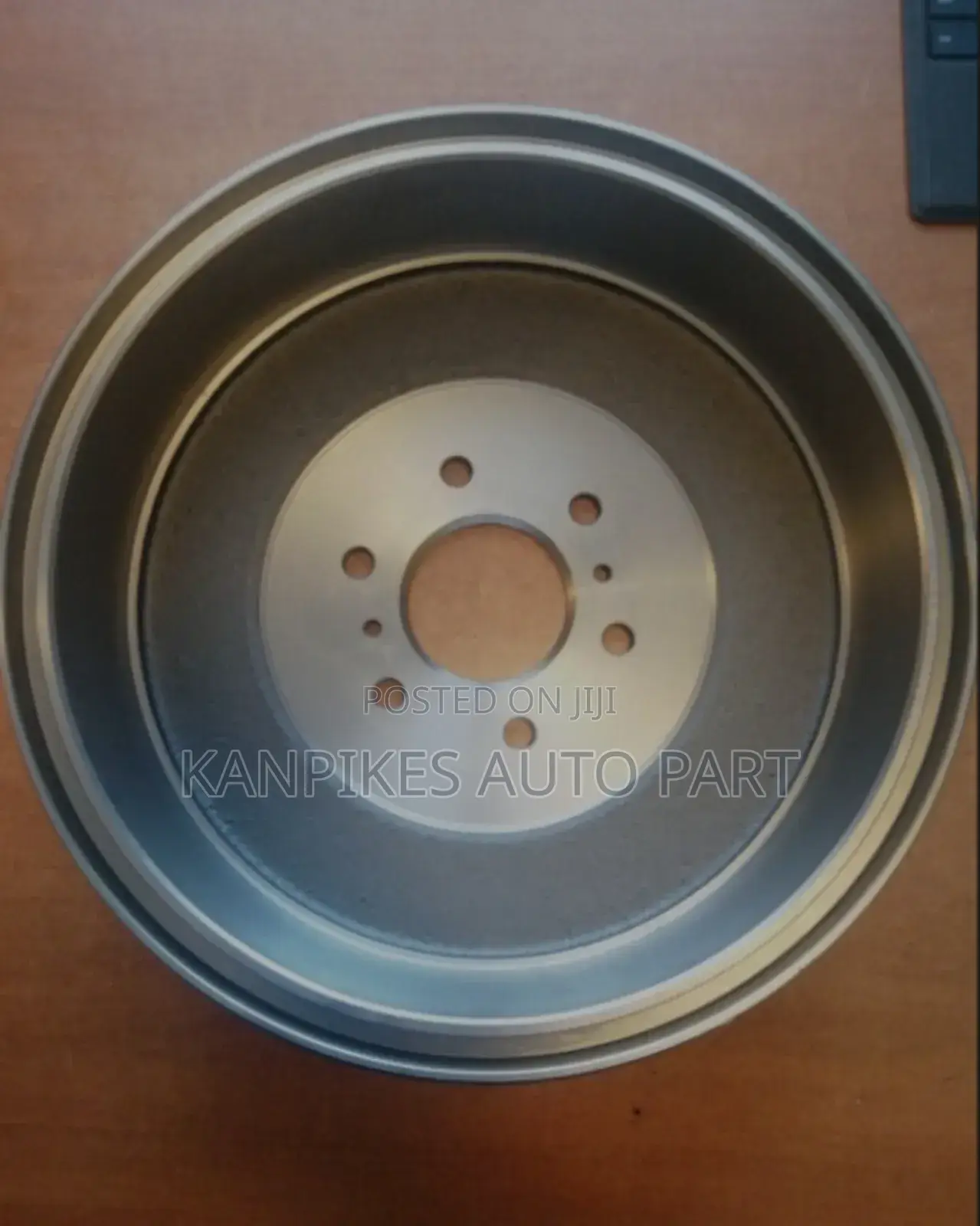 Original Rear Brake Drum for Nissan Navara, Hardbody, Pathfinder