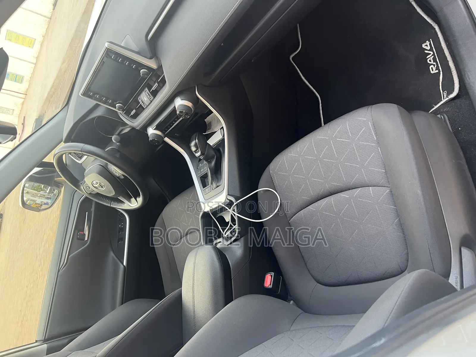 Toyota RAV4 2020 White