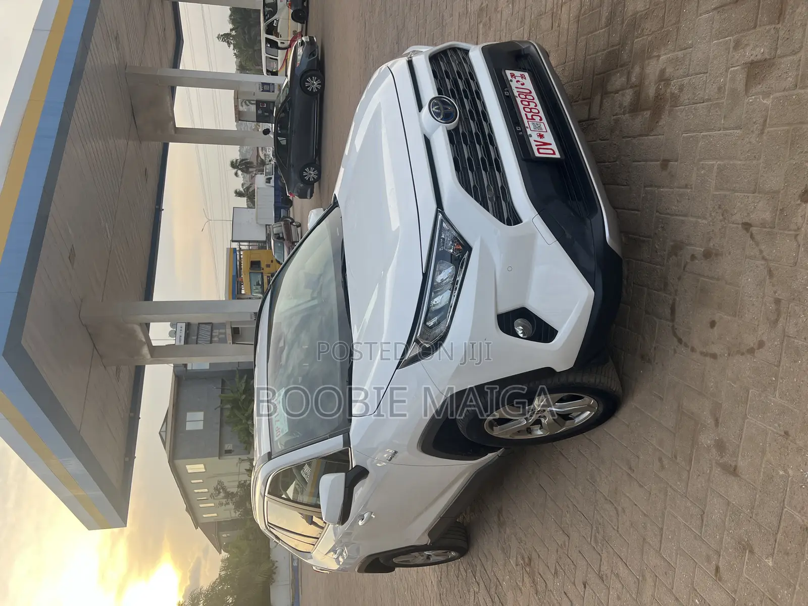 Toyota RAV4 2020 White