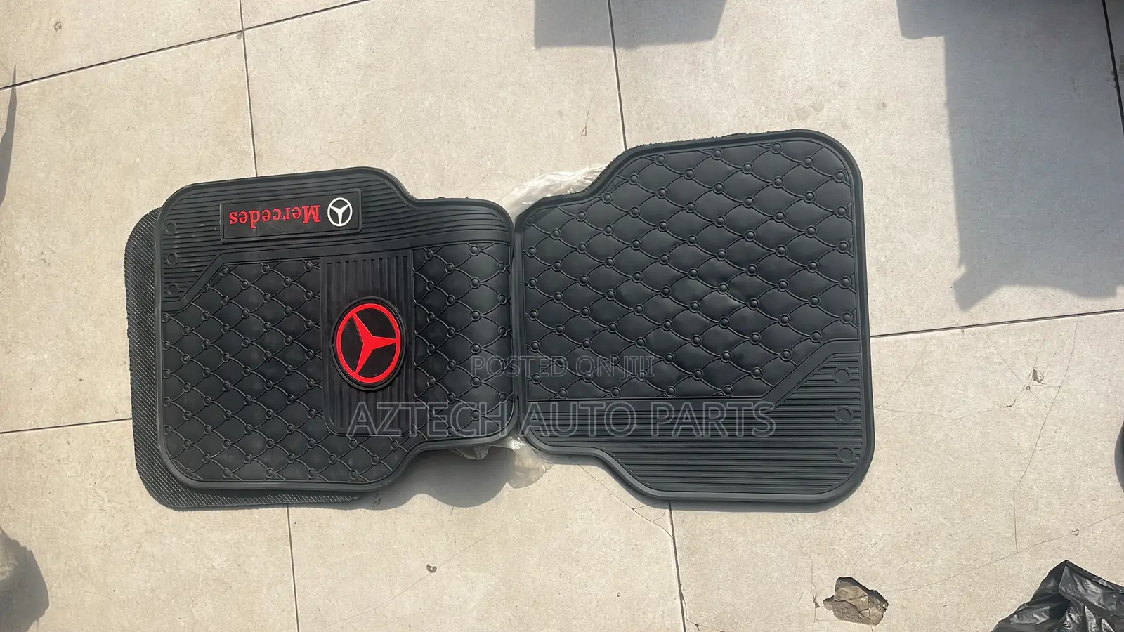 Mercedes-Benz Floor Mat / Carpets