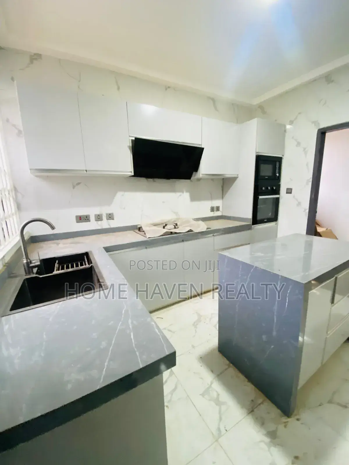 3bdrm House in Oyarifa for sale
