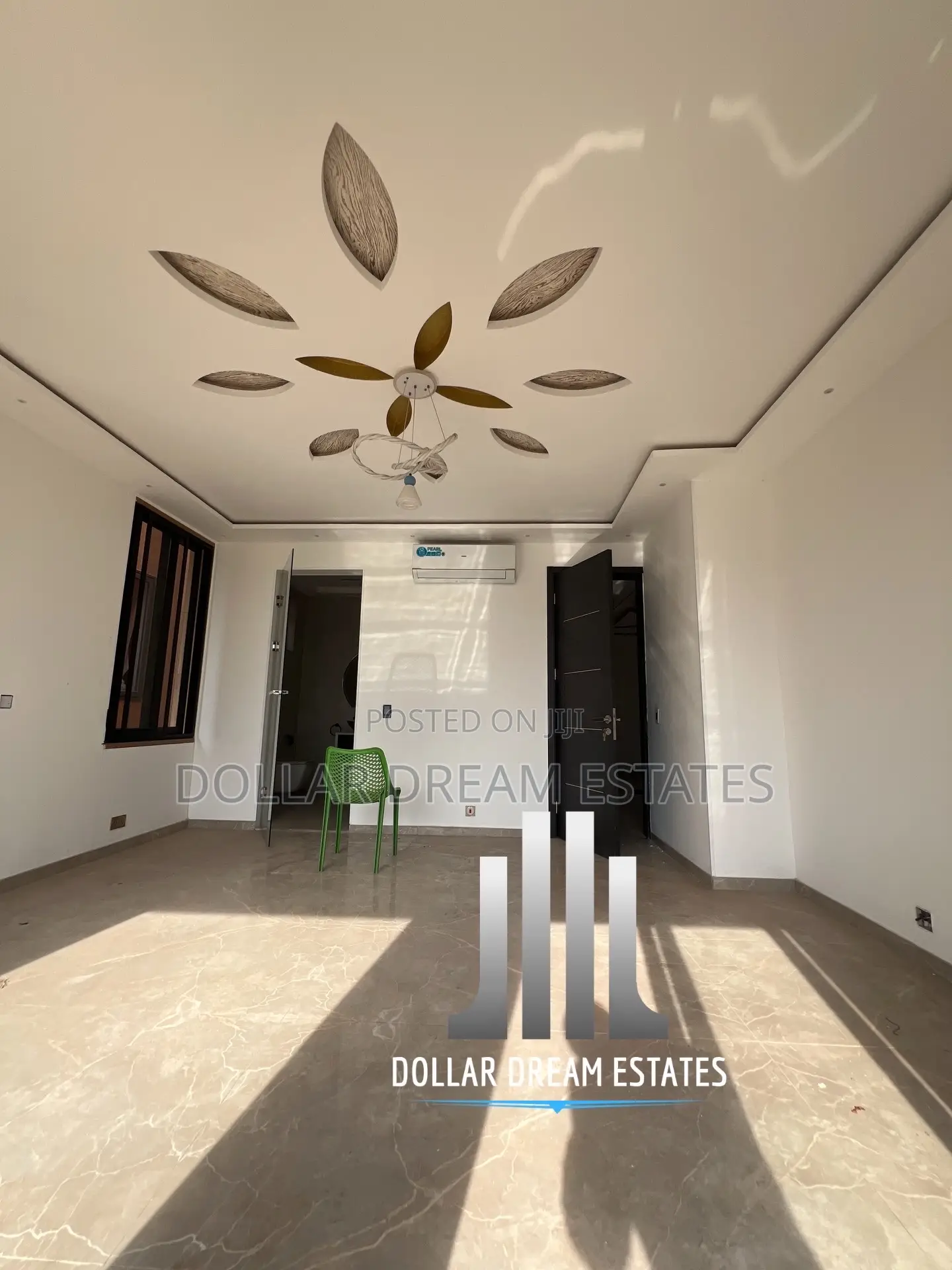5bdrm House in East Legon for sale