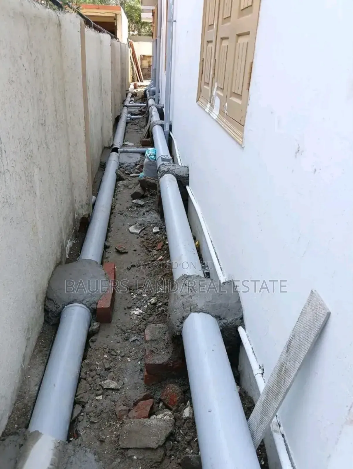 Professional Plumber Available
