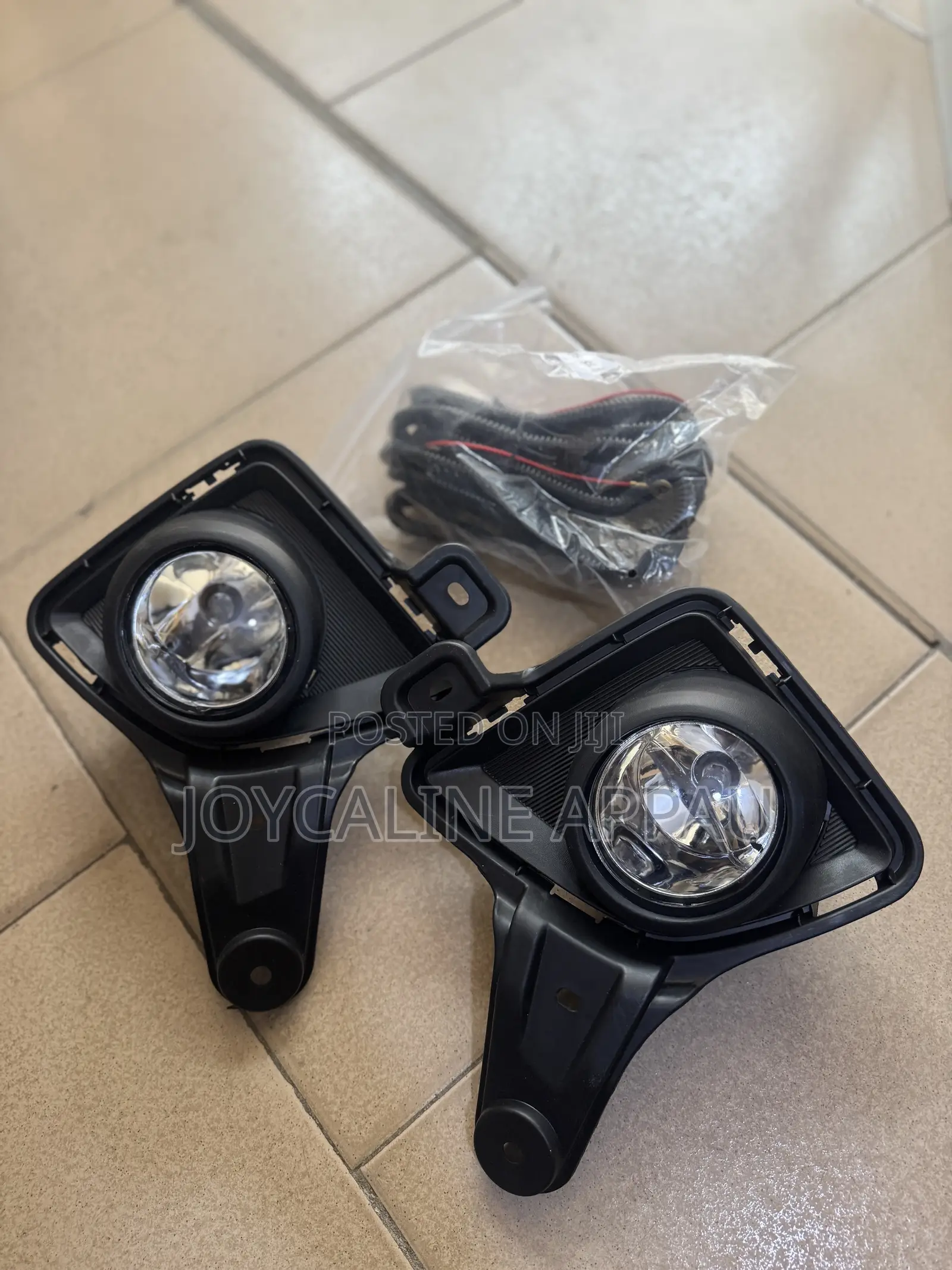 Toyota Hiace 2011 to 2013 Fog Light With Bulb and Cable