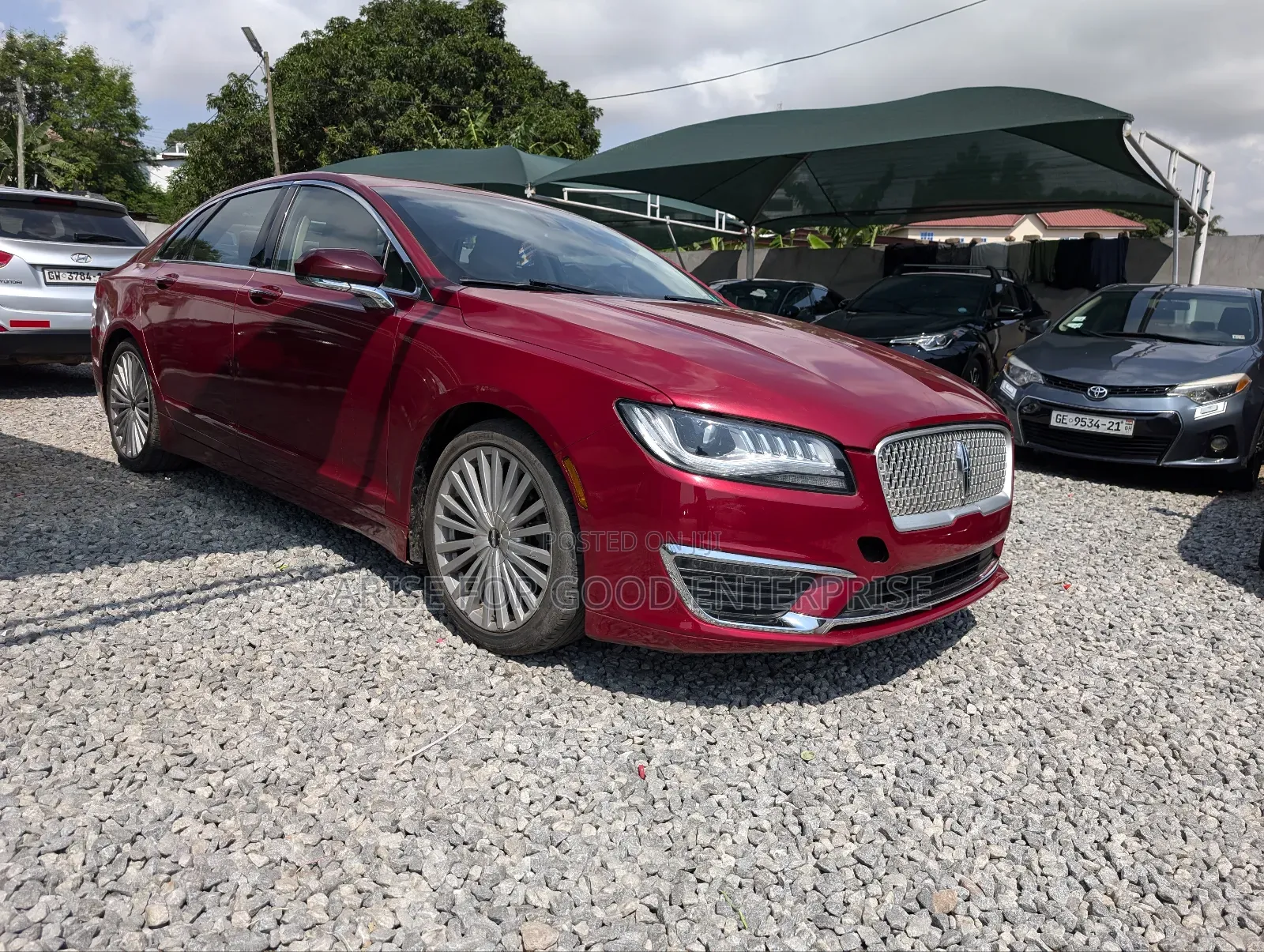 Lincoln MKZ 2017 Red