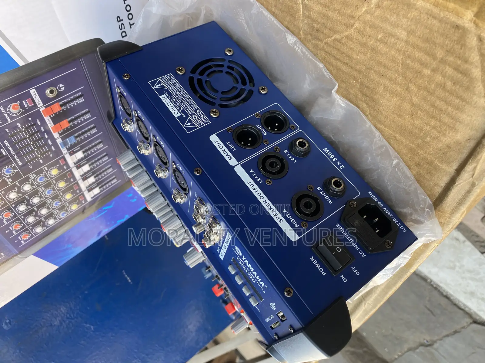 Yamaha Pmx402d Stereo Mixer