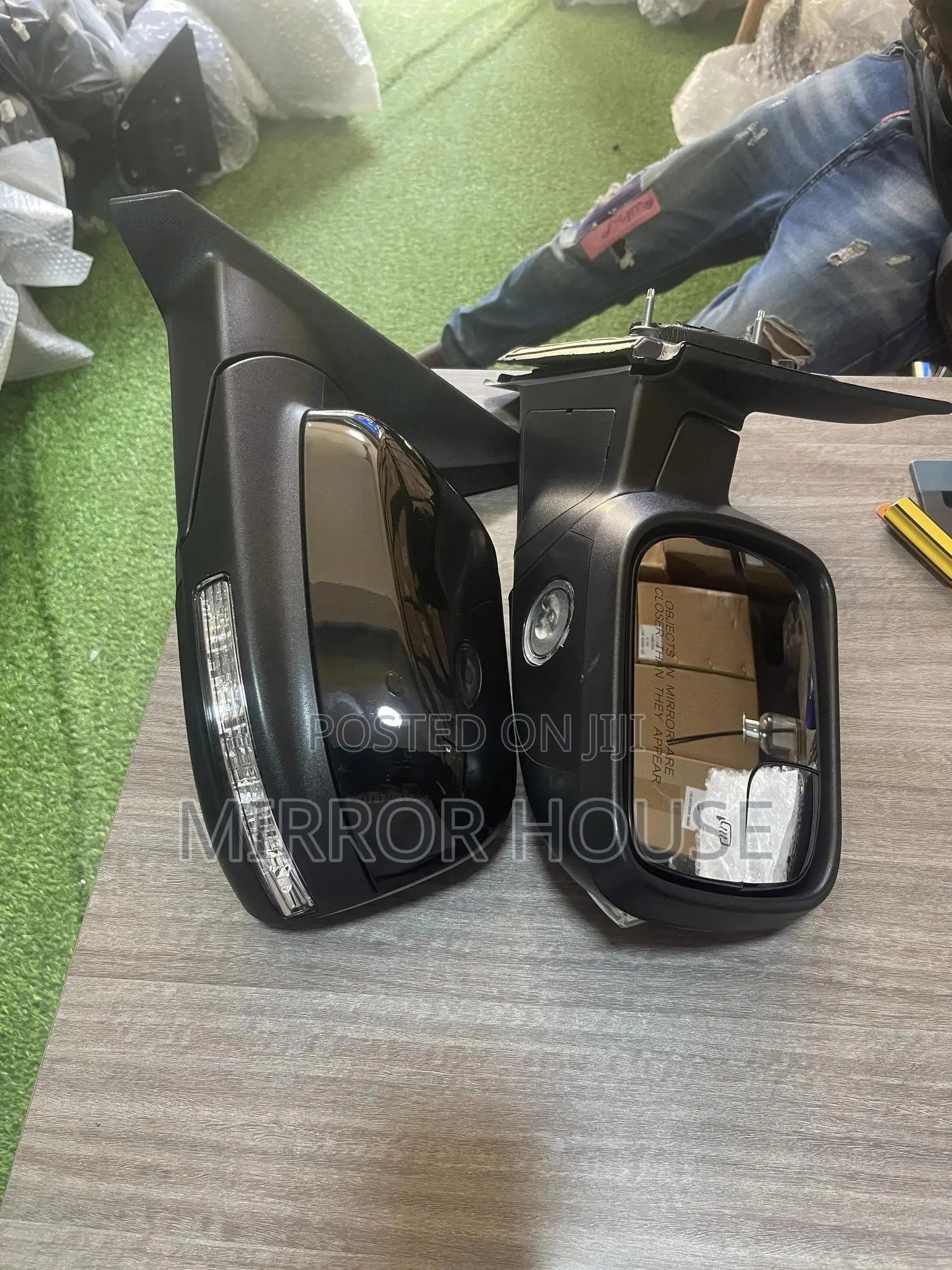 Ford Explorer 2011-2019 Side Mirror With Light