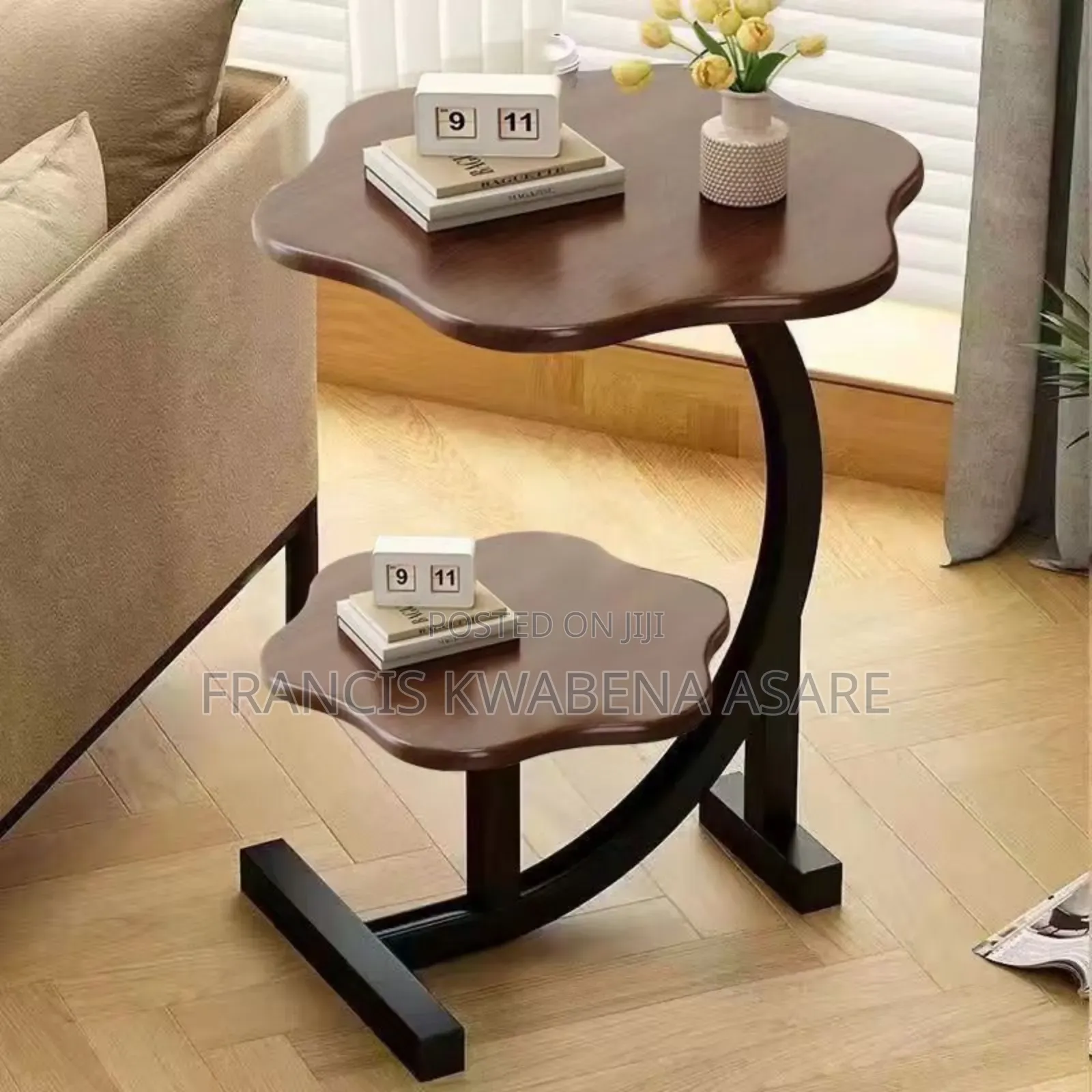 Living Room/Coffee/Dining Table