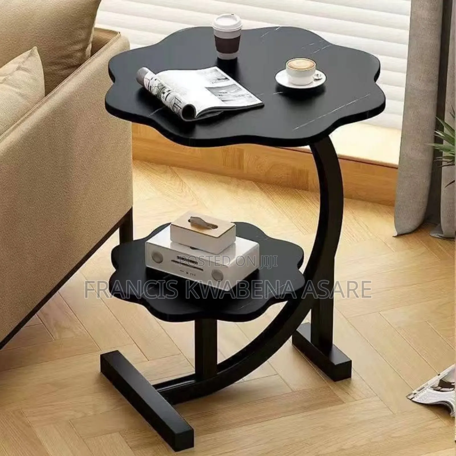 Living Room/Coffee/Dining Table