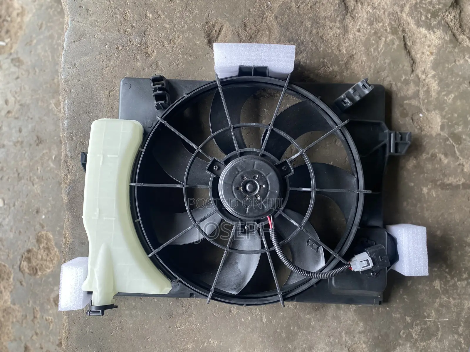 Accent 2012 Complete Fan