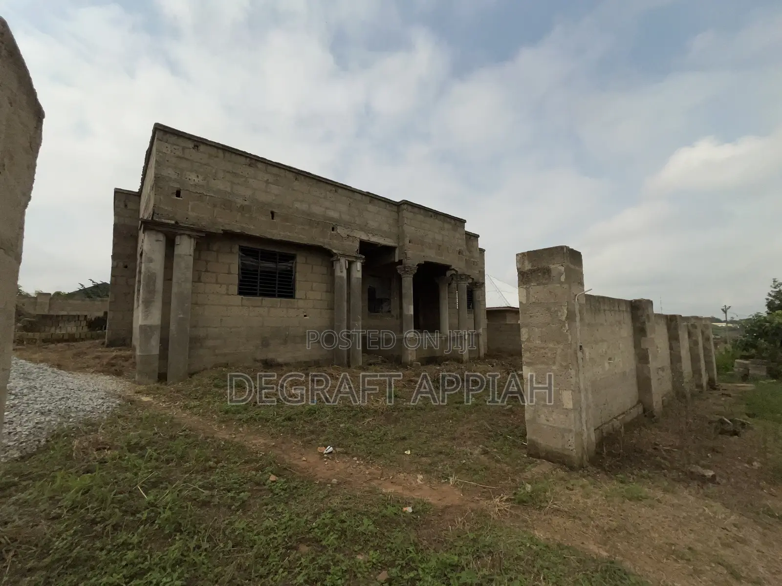 Semi Complete 4 Bedrooms House For Sale @ Akom