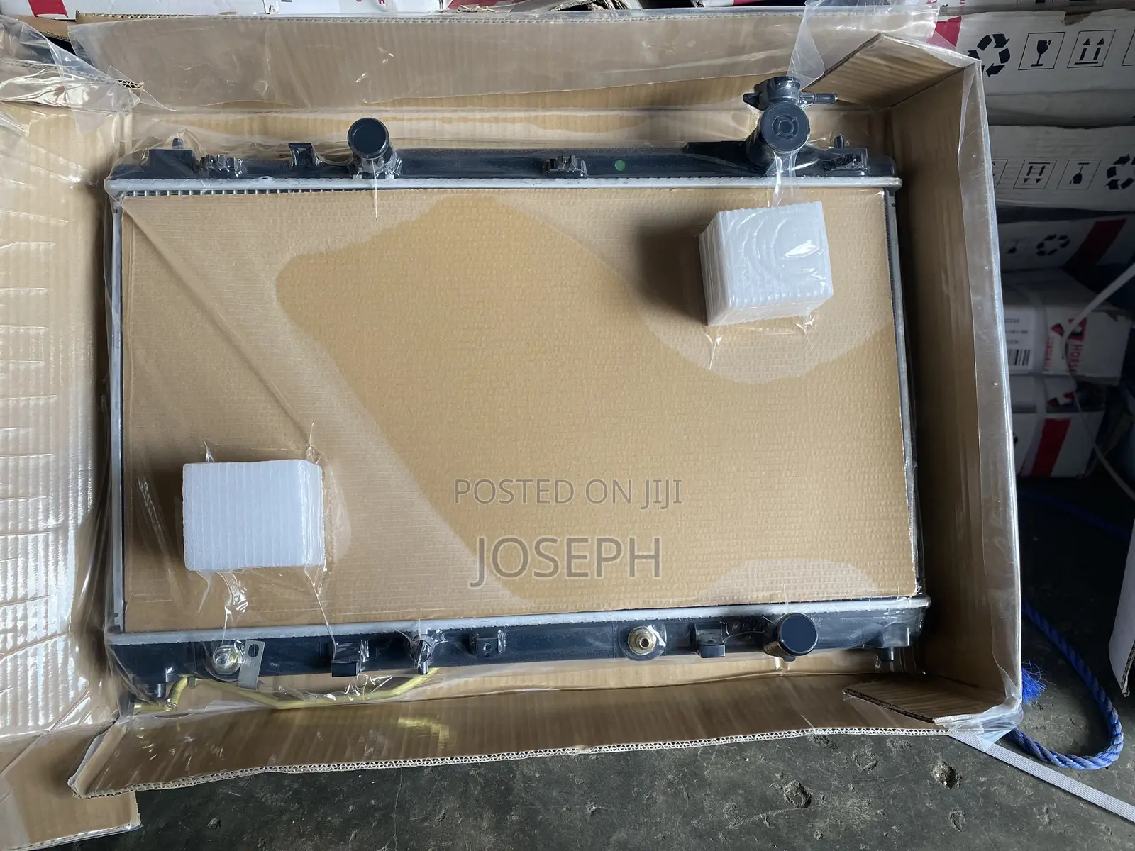 Venza 2009,2010,2012,2013,2014,2015 Radiator