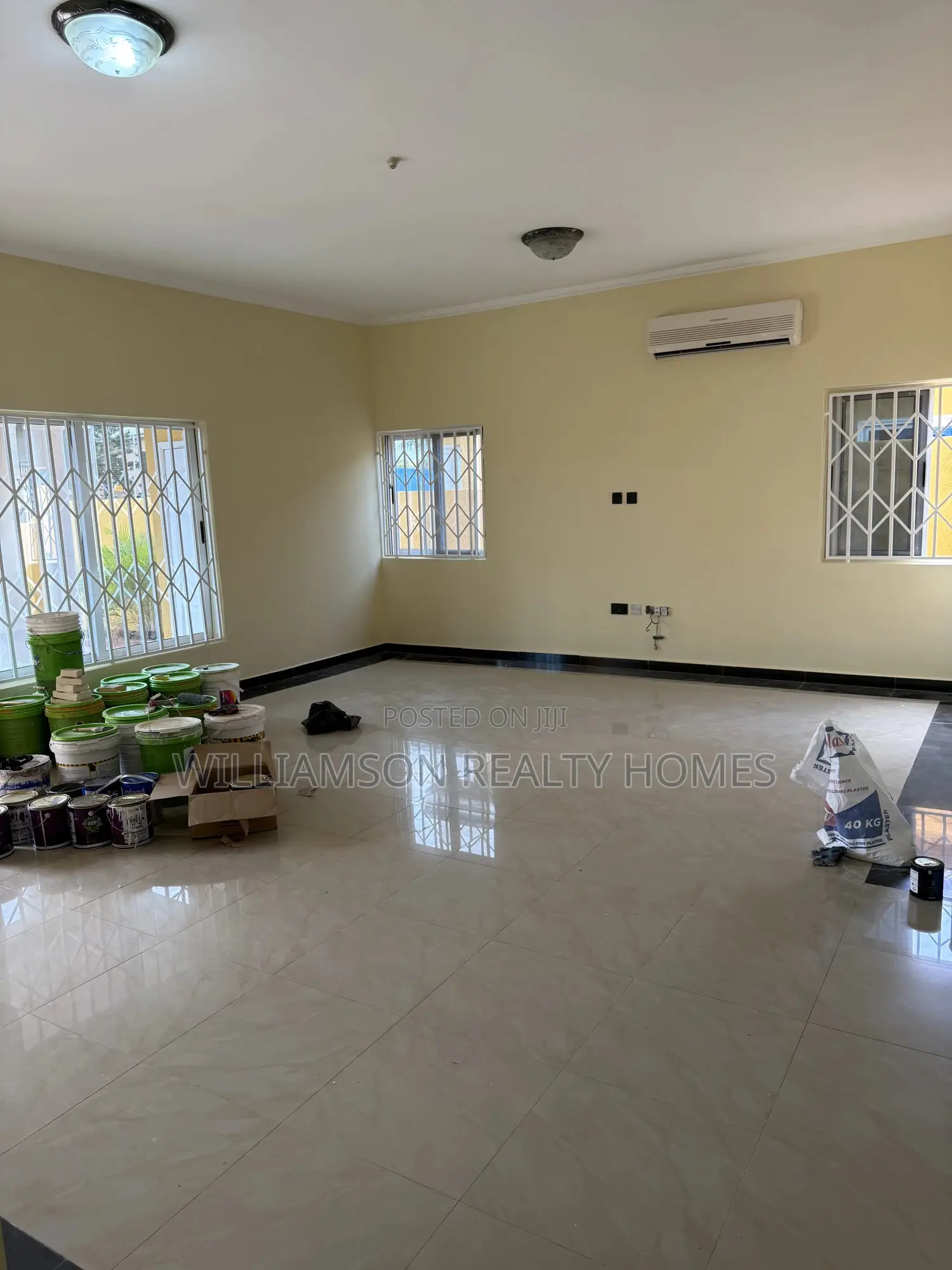 3bdrm House in Community 18 Area, Spintex for rent