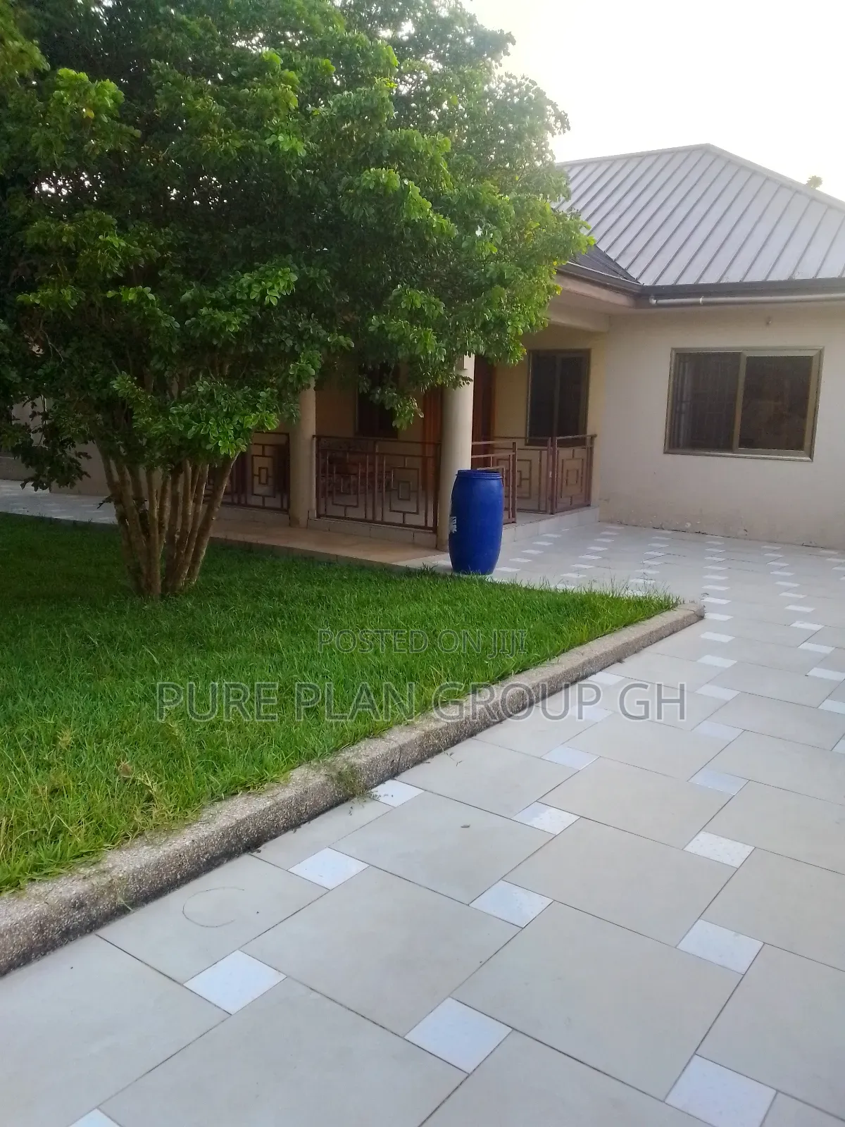 3bdrm House in Pokuase Afiaman for rent