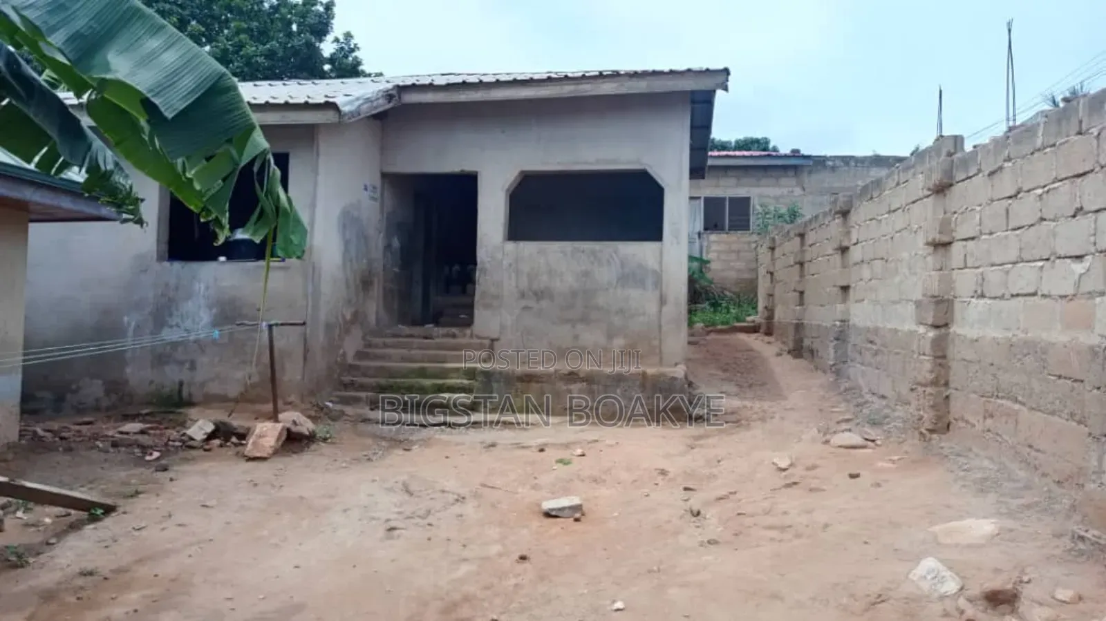 2bdrm House in Weija for sale
