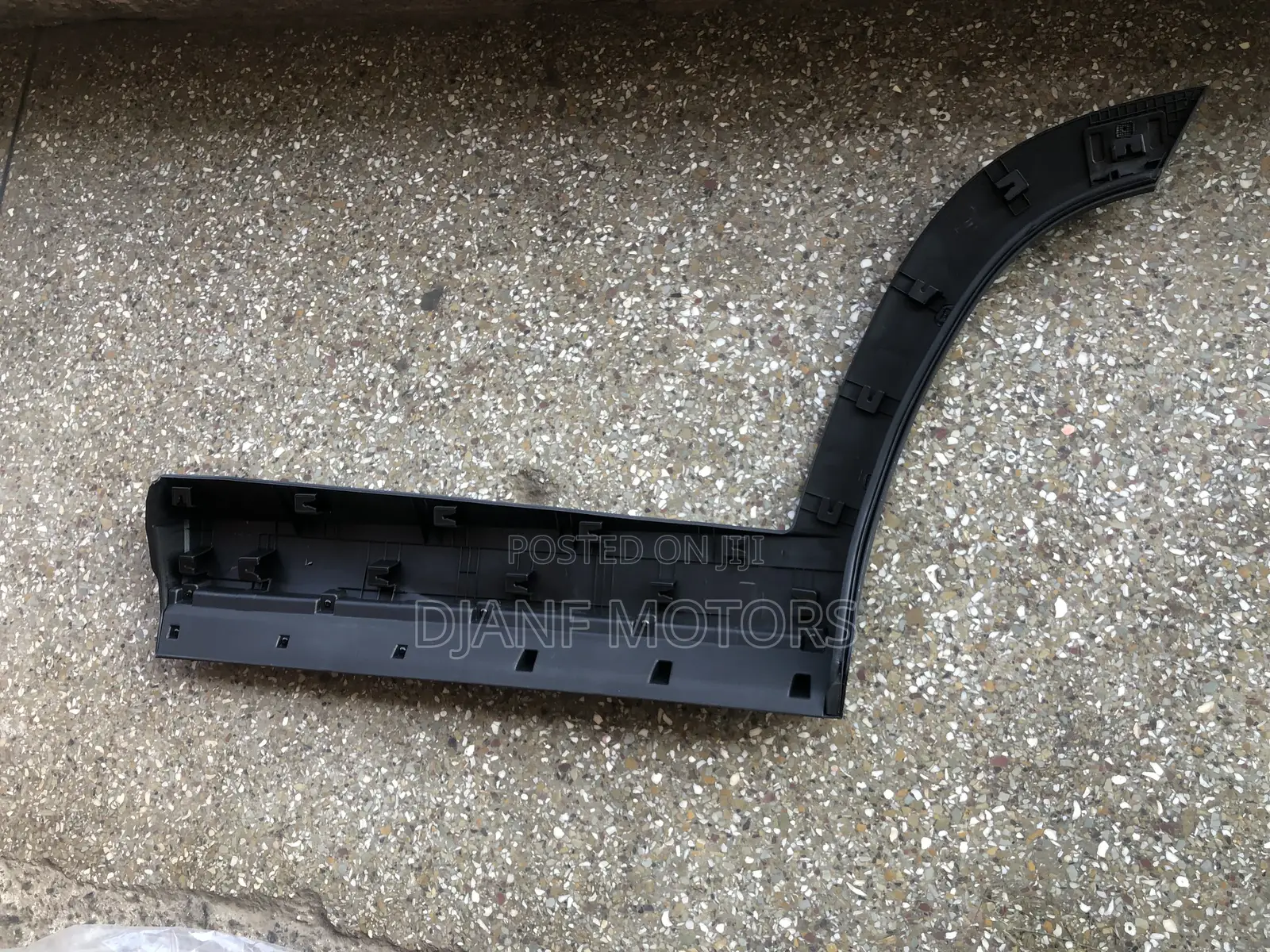 Hyundai Tucson 2021 Door Mounding Rear