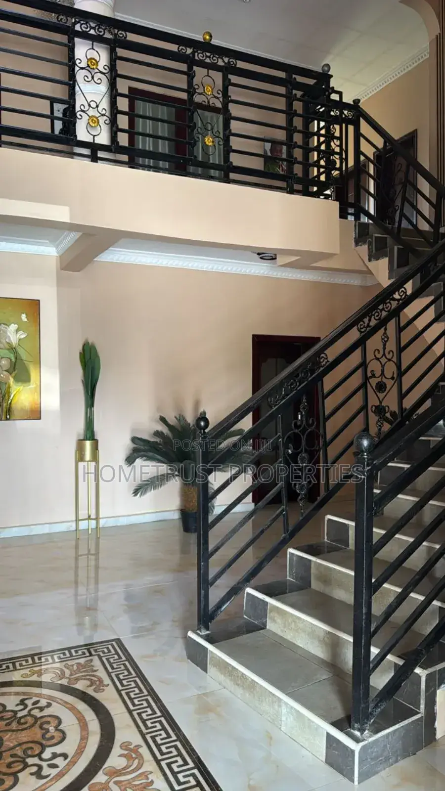 8bdrm House in Hometrust Properties, Spintex for sale