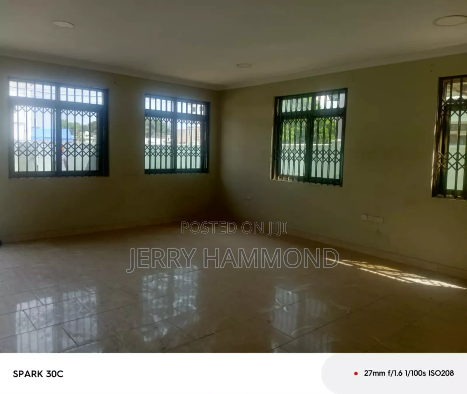4bdrm House in Labone Going To Ako for rent