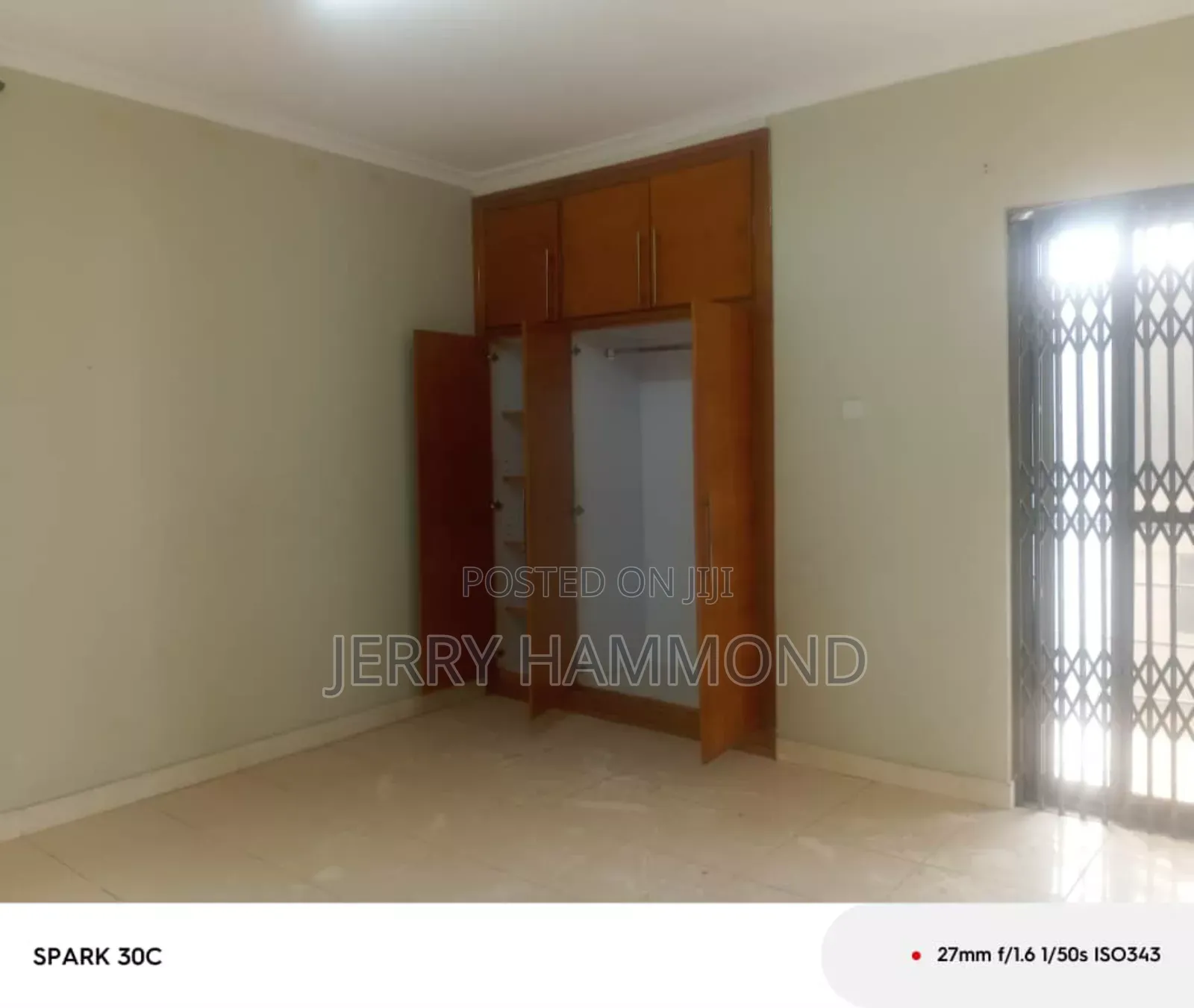 4bdrm House in Labone Going To Ako for rent
