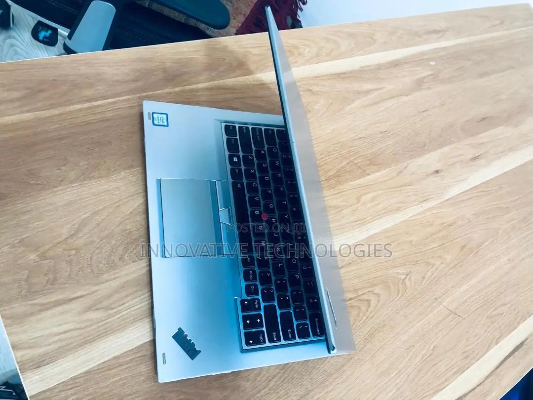 Laptop Lenovo Yoga 260 8GB Intel Core i5 SSD 128GB
