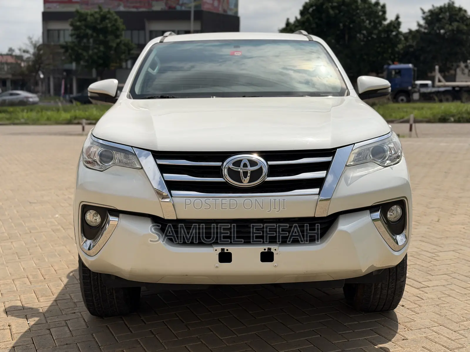 Toyota Fortuner 2.7 AWD 2019 White