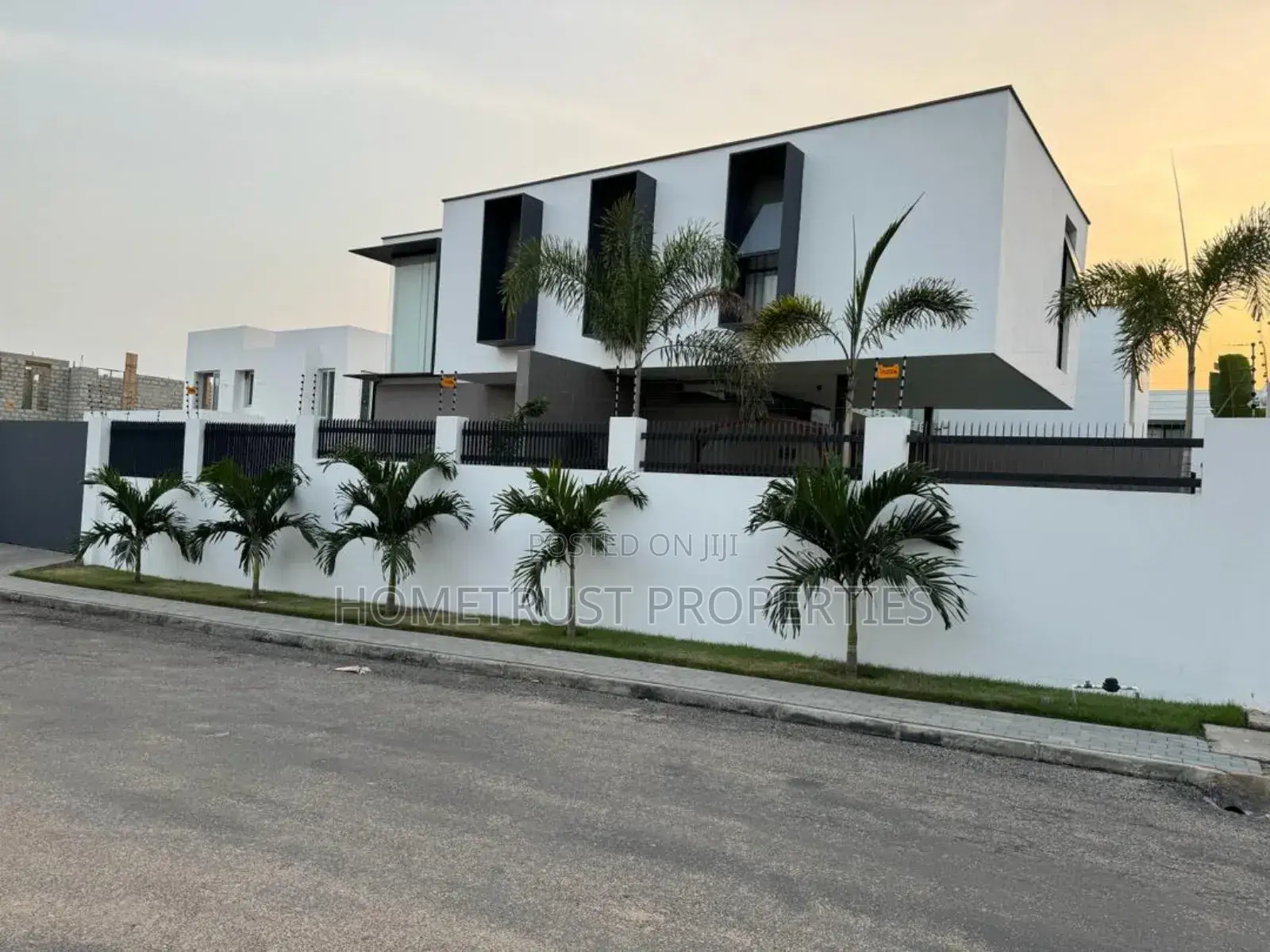 4bdrm Mansion in Hometrust Properties, Airport Residential Area