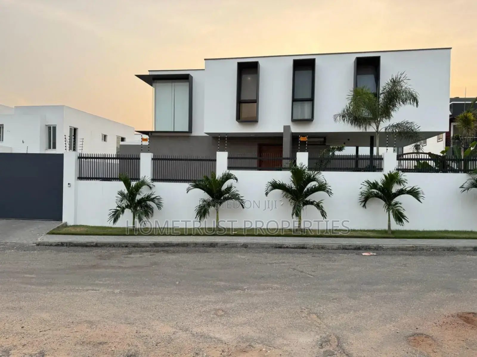 4bdrm Mansion in Hometrust Properties, Airport Residential Area