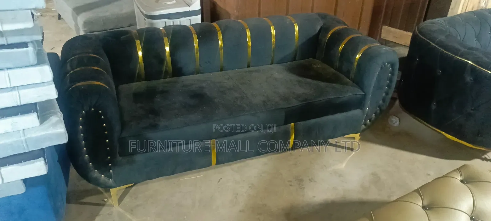 New Black 3in1 Sofa Available