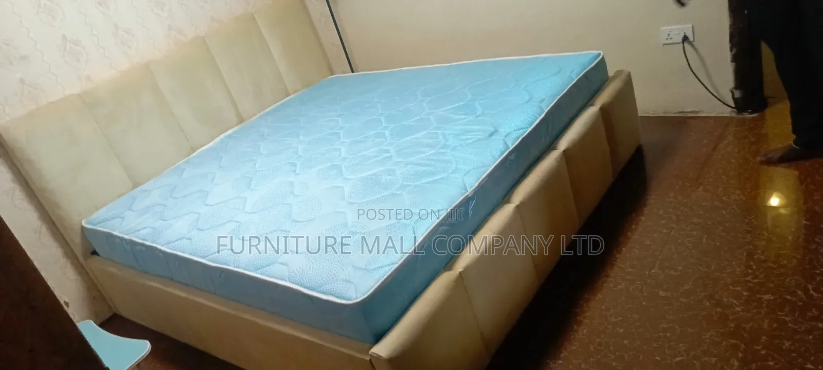 Lovely Queens Frame With Orthopedic Mattress. Magical
