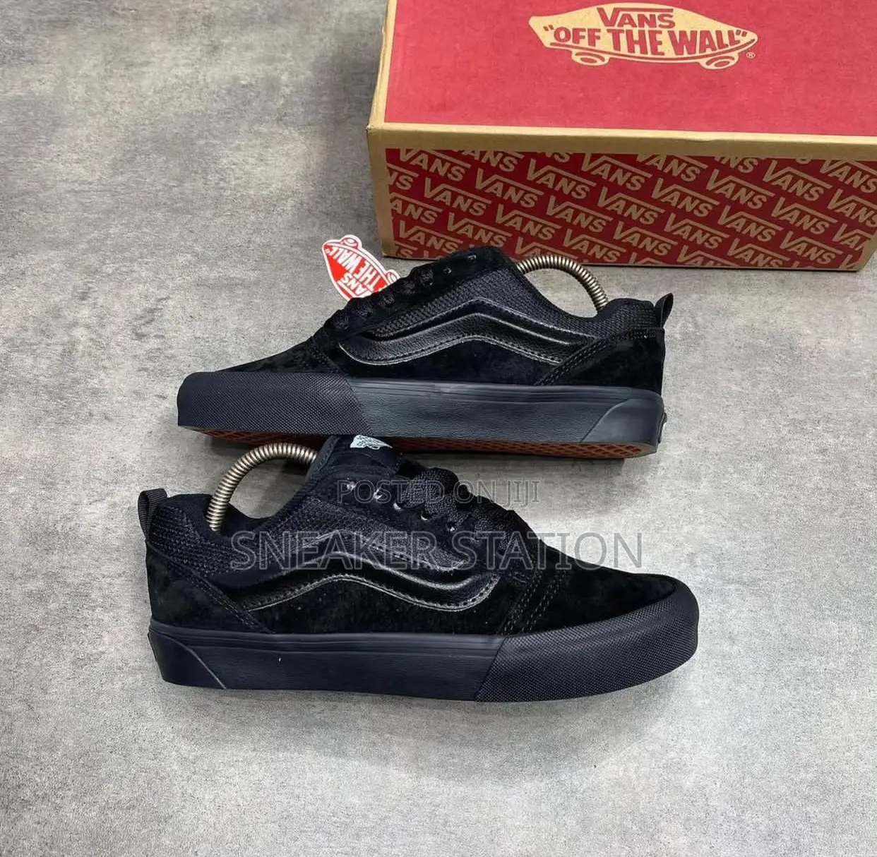 Knu Skool Vans Triple Black Sneaker