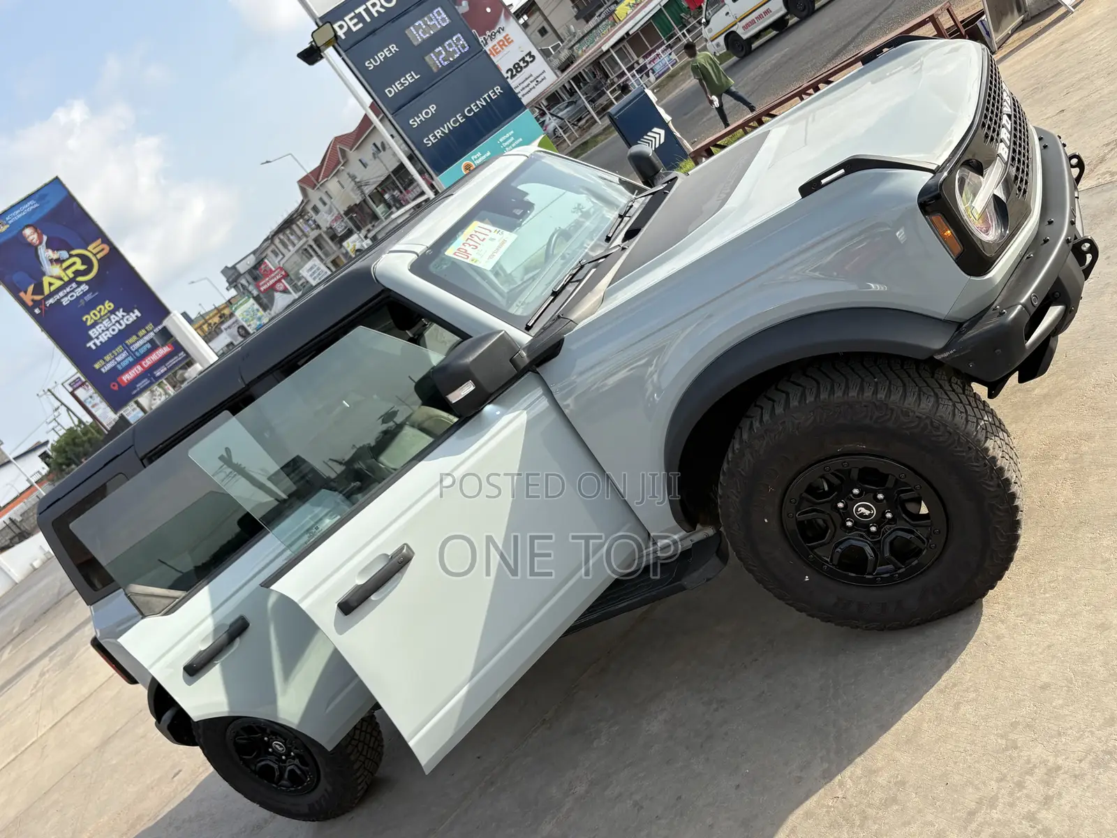 Ford Bronco Sport Badlands AWD 2023 Ivory