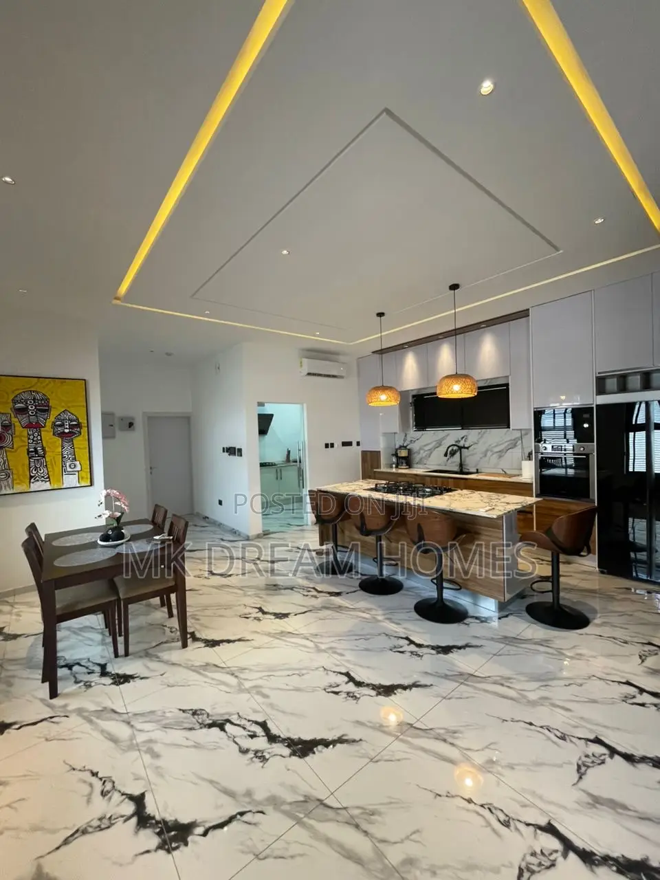 Furnished 4bdrm Mansion in School Junction for rent