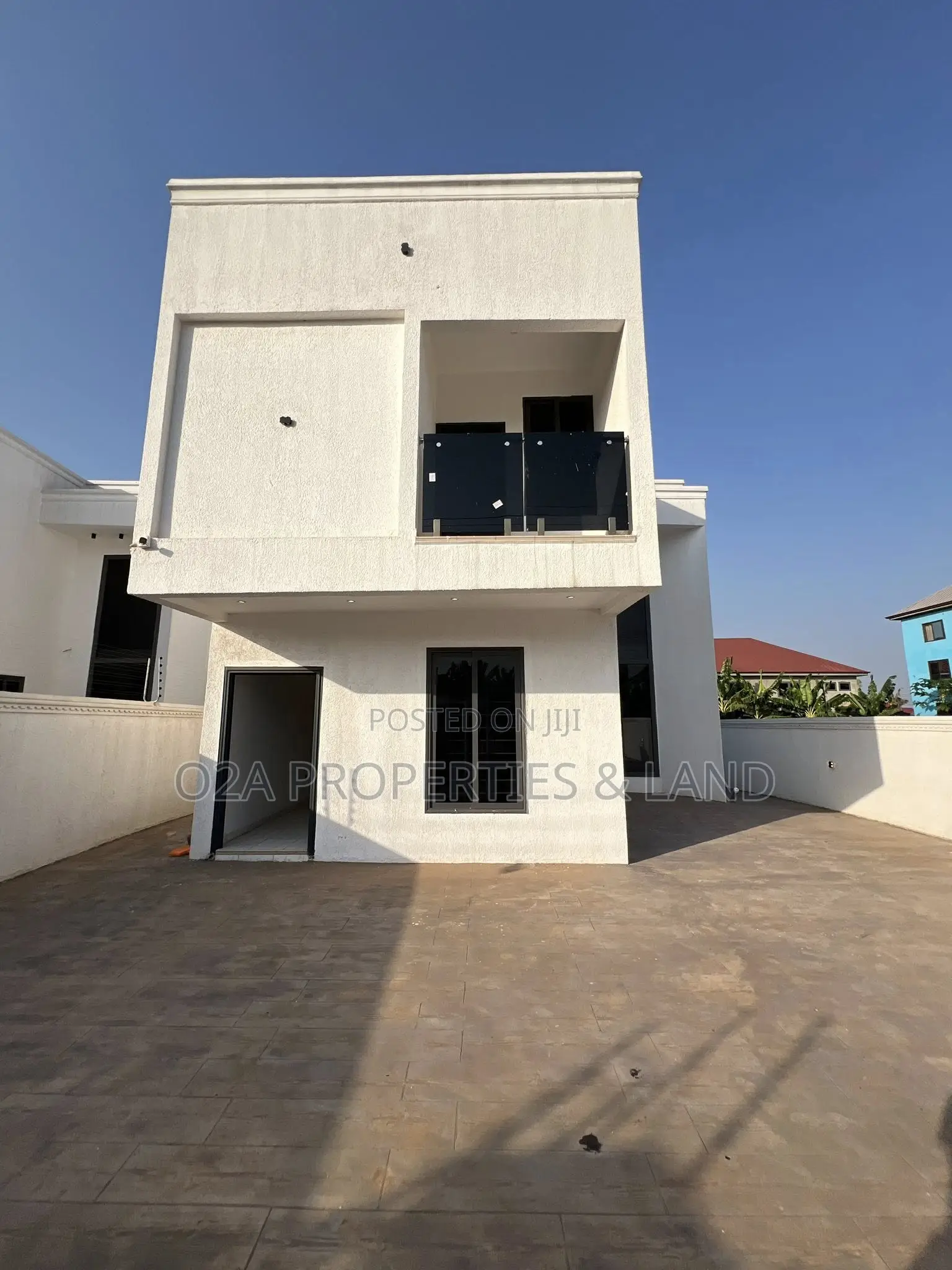 4bdrm House in Ashaley Botwe, Lake Side Estate for rent