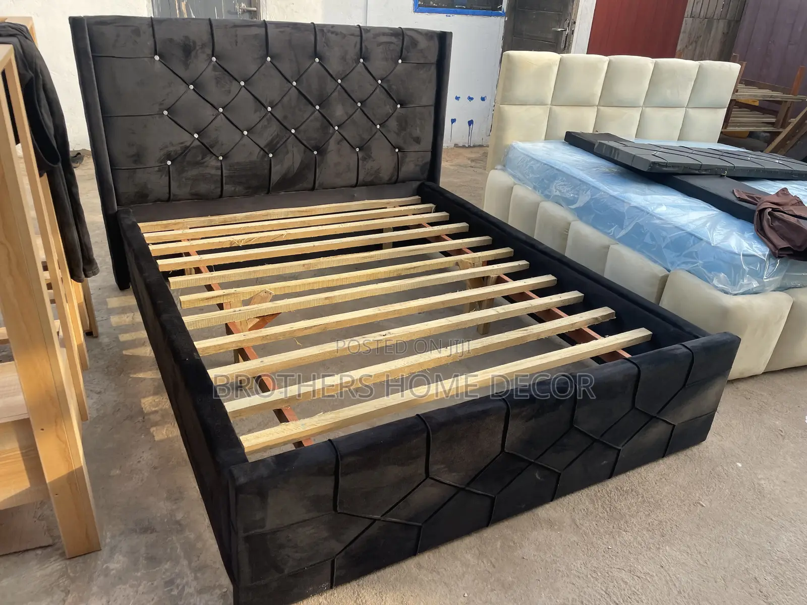 Double Bedframe 54x75 Very Durable