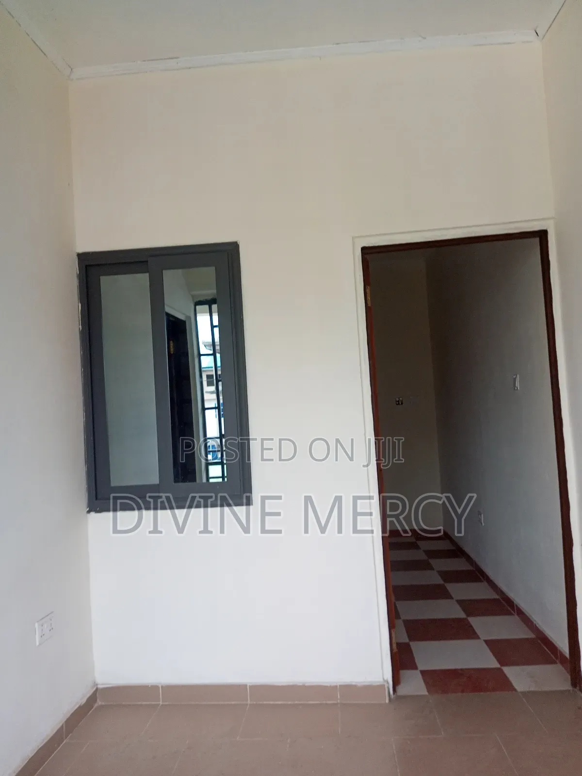 1bdrm Apartment in Kakaraba Nyanaynor, Awutu Senya East Municipal