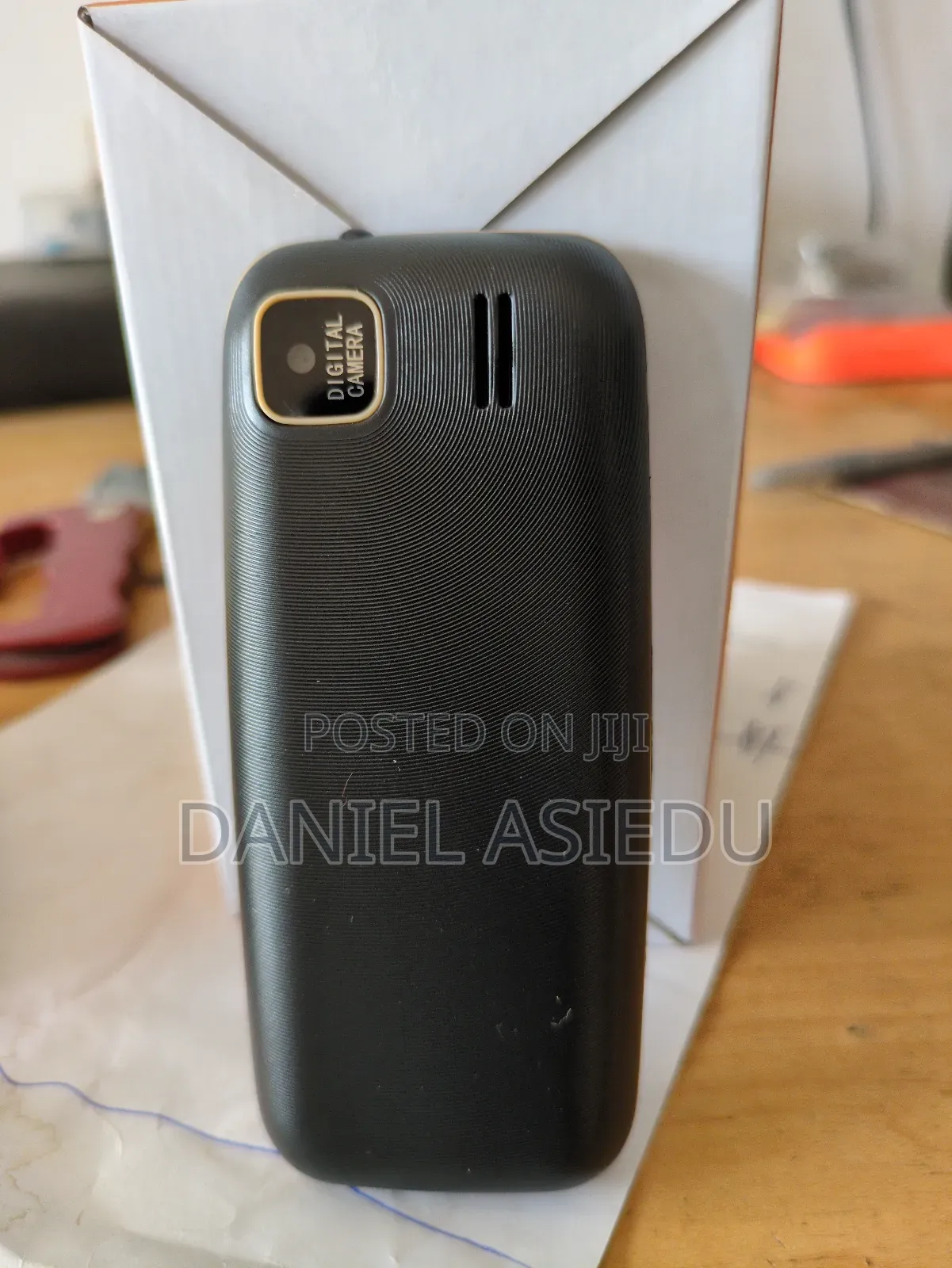 New Mobile Phone 8 GB Black