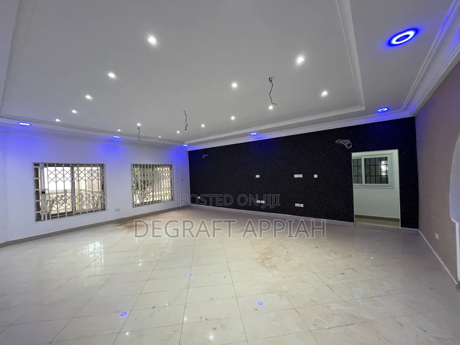 6bdrm House in Santasi Trede, Kumasi Metropolitan for sale